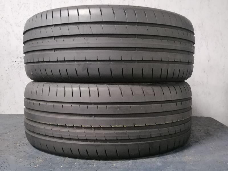 Шини б\у 225/45 R18
