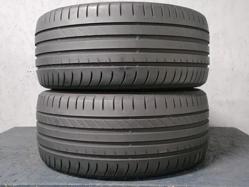 Шини б\у 225/40 R18