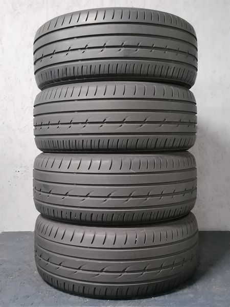 Шини б\у 235/50 R18