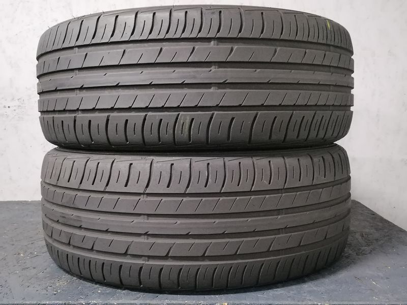 Шини б\у 215/60 R16