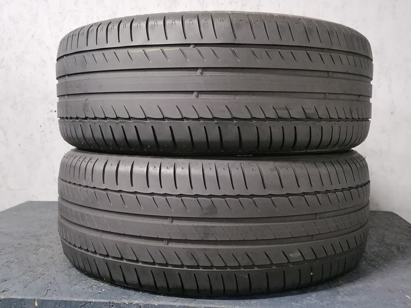 Шини б\у 235/55 R17
