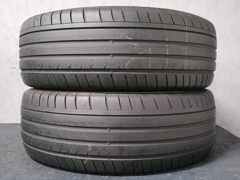 Шини б\у 235/65 R17