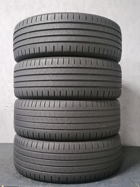 Шини б\у 215/55 R17