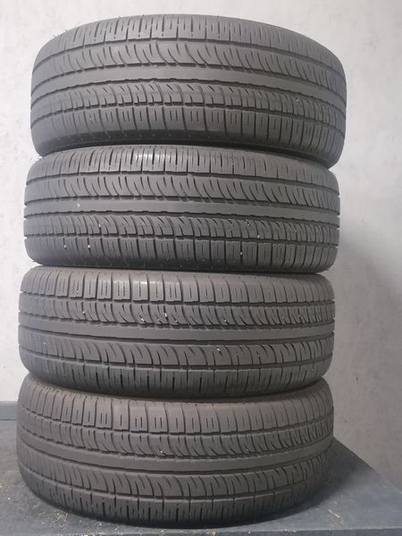 Шини б\у 235/45 R19