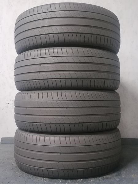 Шини б\у 215/55 R16