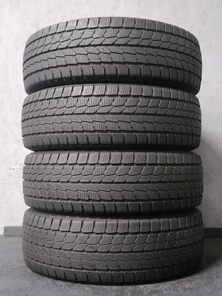 Шини б\у 205/65 R16C