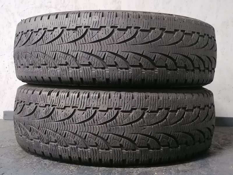 Шини б\у 215/75 R16C