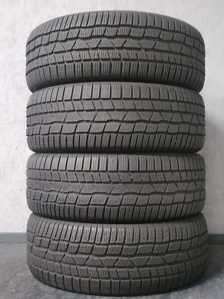 Шини б\у 225/55 R17