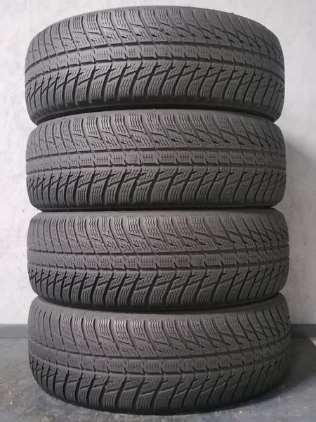 Шини б\у 235/60 R18