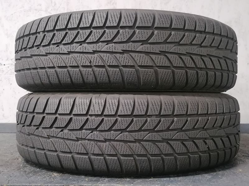 Шини б\у 205/70 R15