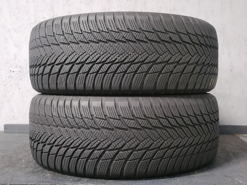 Шини б\у 225/55 R17
