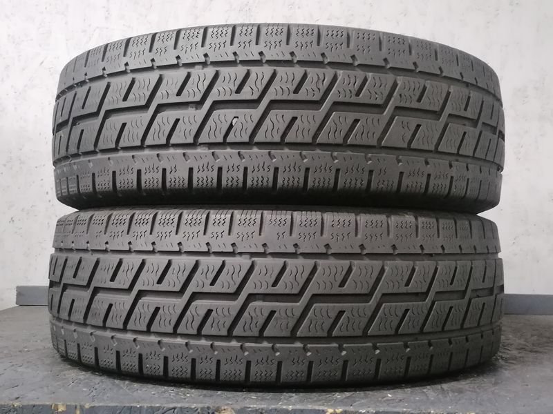 Шини б\у 205/65 R16C