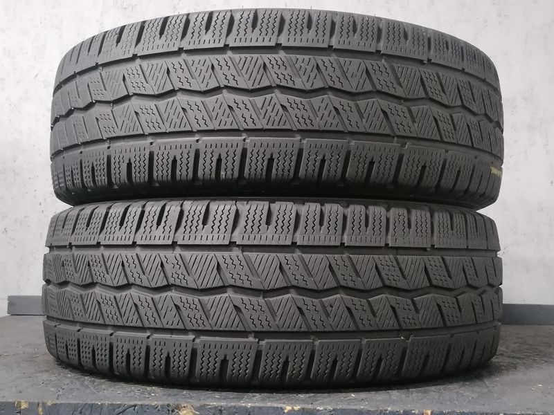 Шини б\у 215/65 R16C