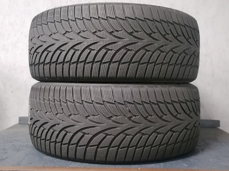 Шини б\у 275/45 R21