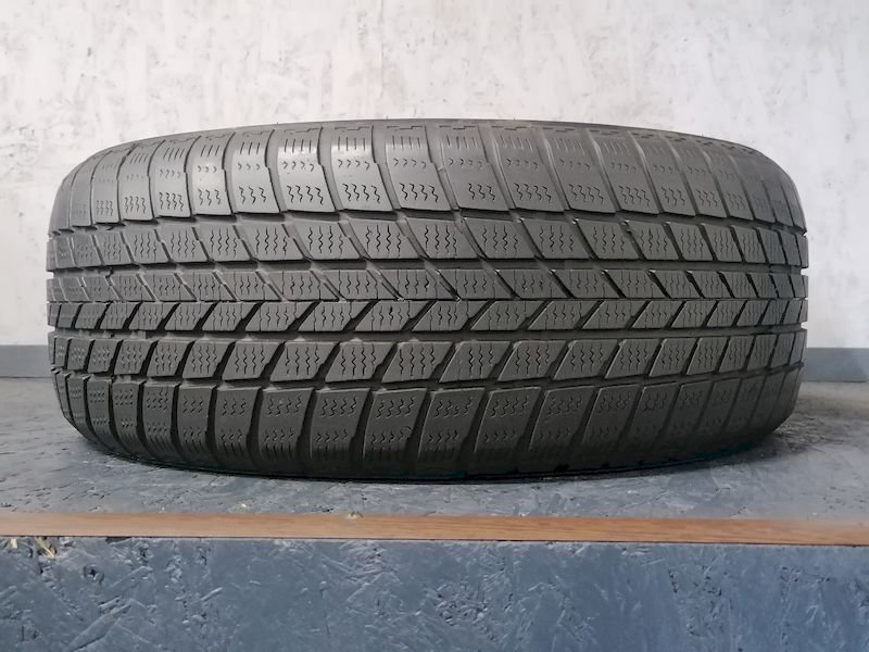 Шини б\у 205/55 R16