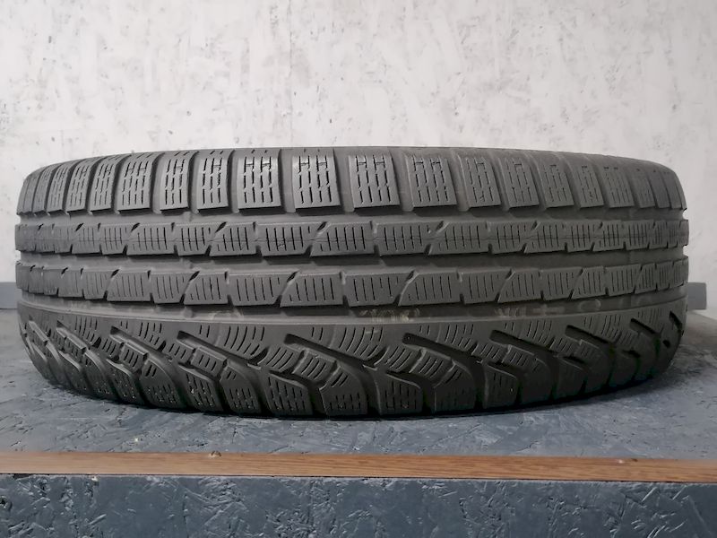 Шини б\у 215/65 R16