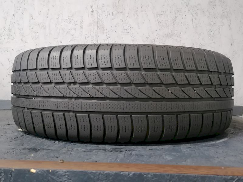 Шини б\у 205/60 R16