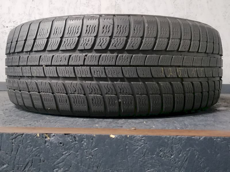 Шини б\у 225/55 R16