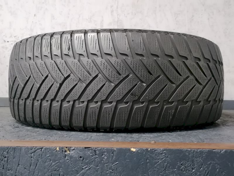 Шини б\у 225/55 R16