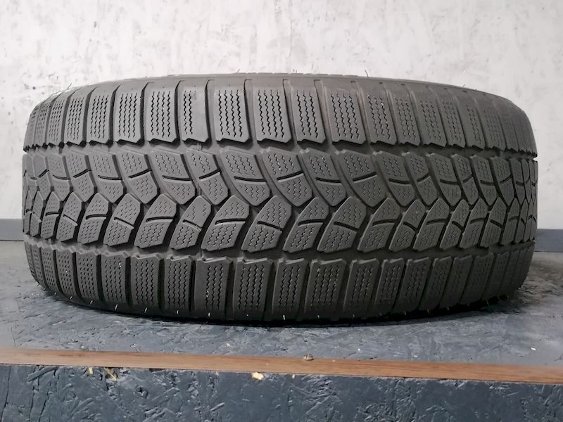 Шини б\у 225/50 R17