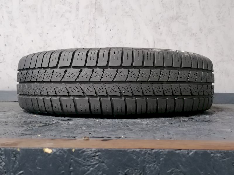 Шини б\у 155/70 R13