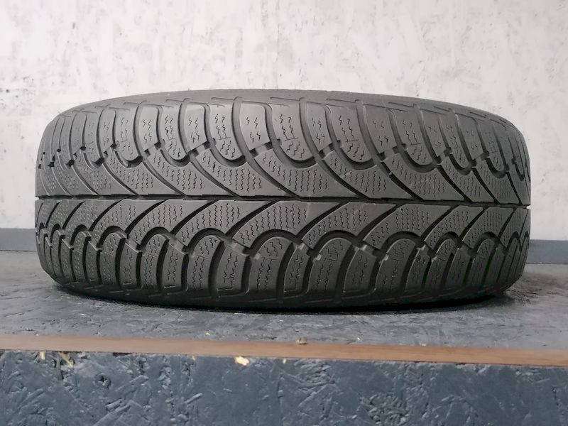 Шини б\у 185/55 R15