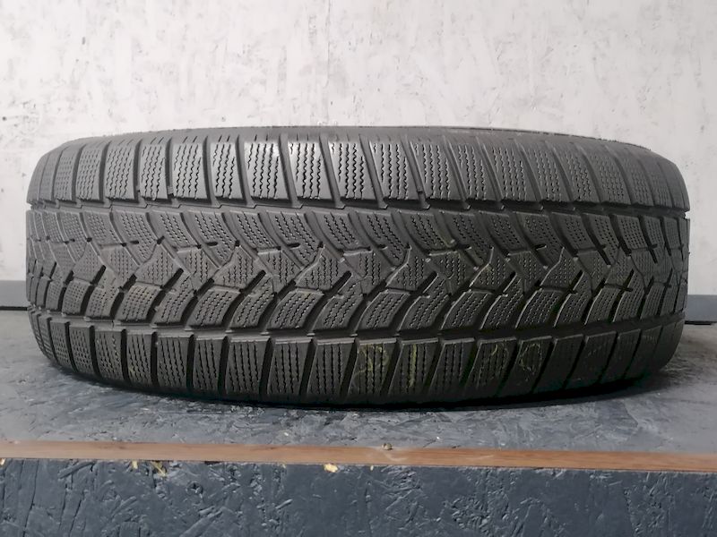 Шини б\у 235/60 R18