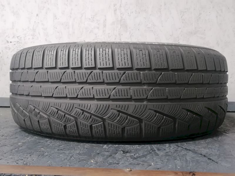 Шини б\у 225/55 R17