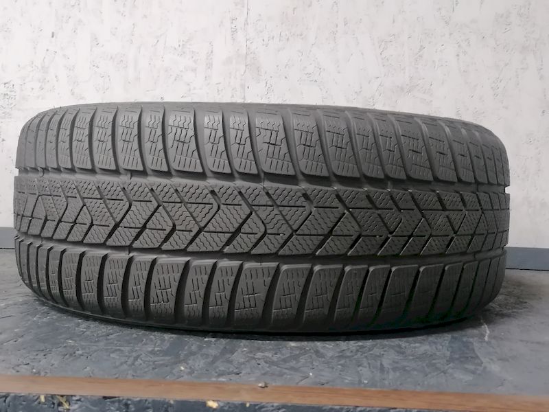Шини б\у 245/45 R18