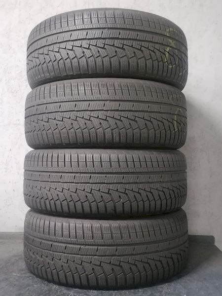 Шини б\у 225/50 R17