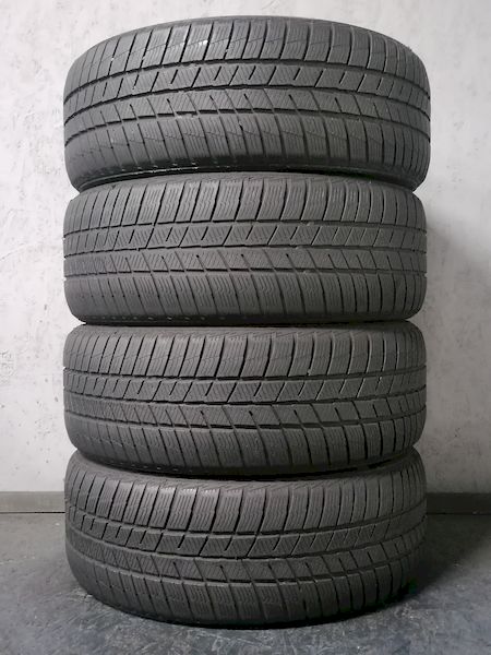 Шини б\у 215/65 R17