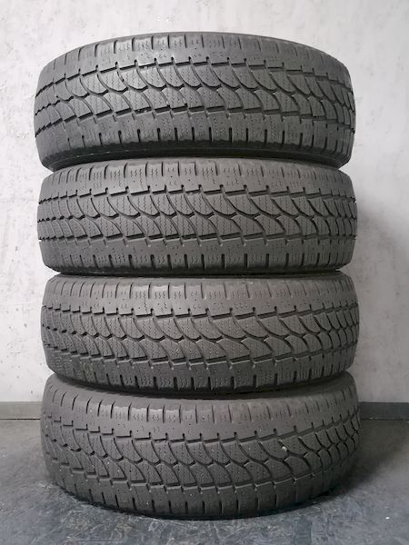 Шини б\у 205/65 R16C