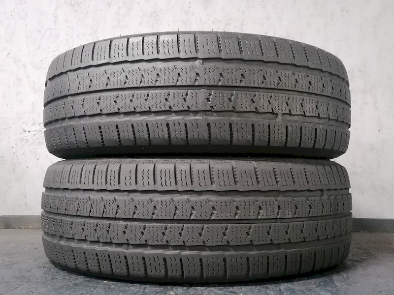 Шини б\у 215/65 R16C