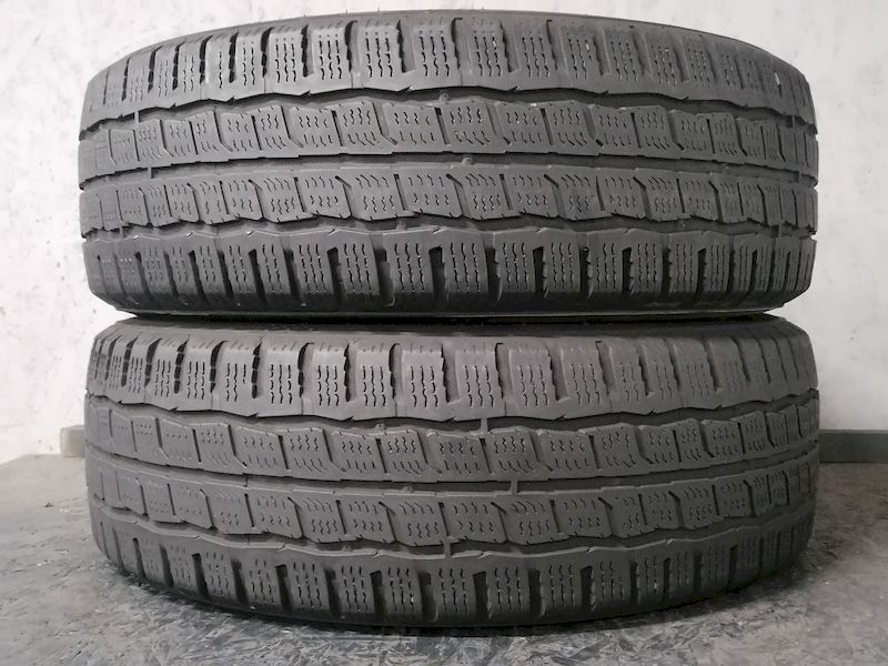 Шини б\у 215/65 R16C