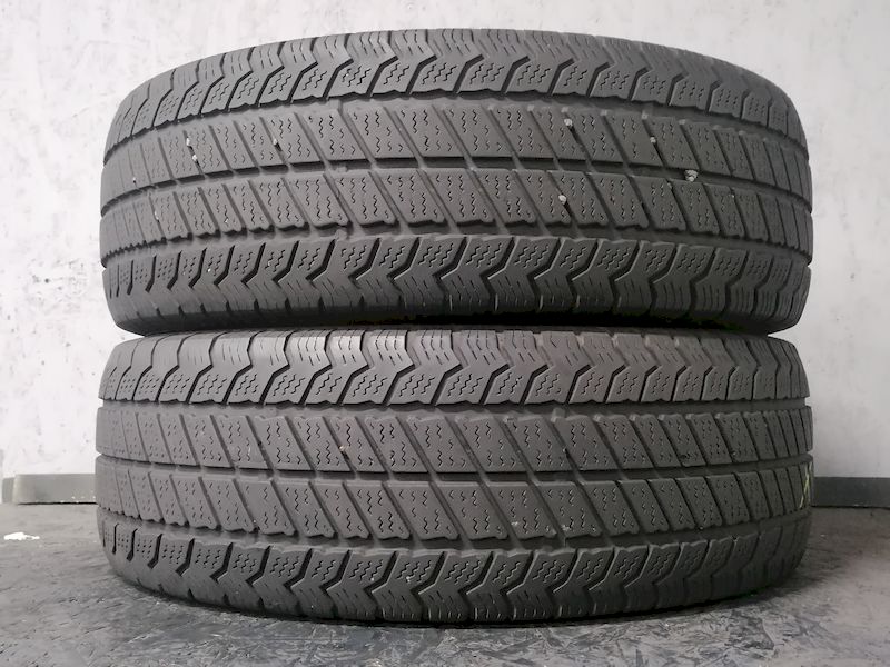 Шини б\у 235/65 R16C
