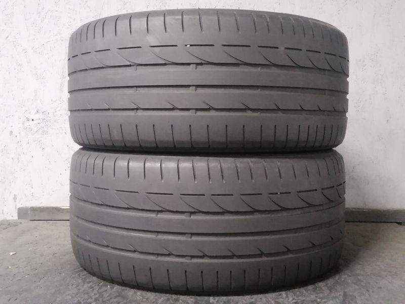 Шини б\у 255/35 R19