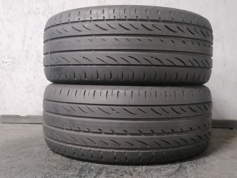 Шини б\у 225/40 R18