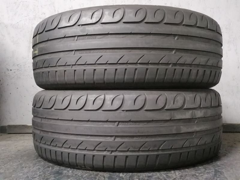 Шини б\у 225/55 R17