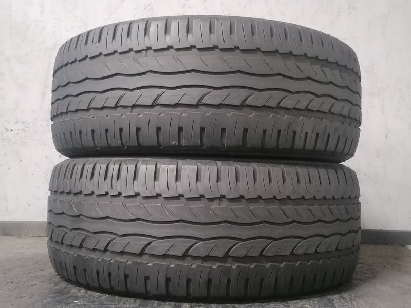 Шини б\у 215/55 R16