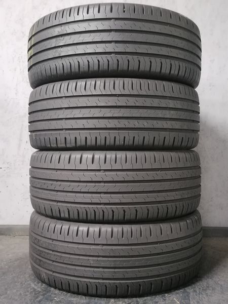 Шини б\у 215/45 R17