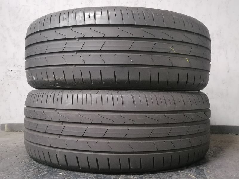 Шини б\у 215/55 R17