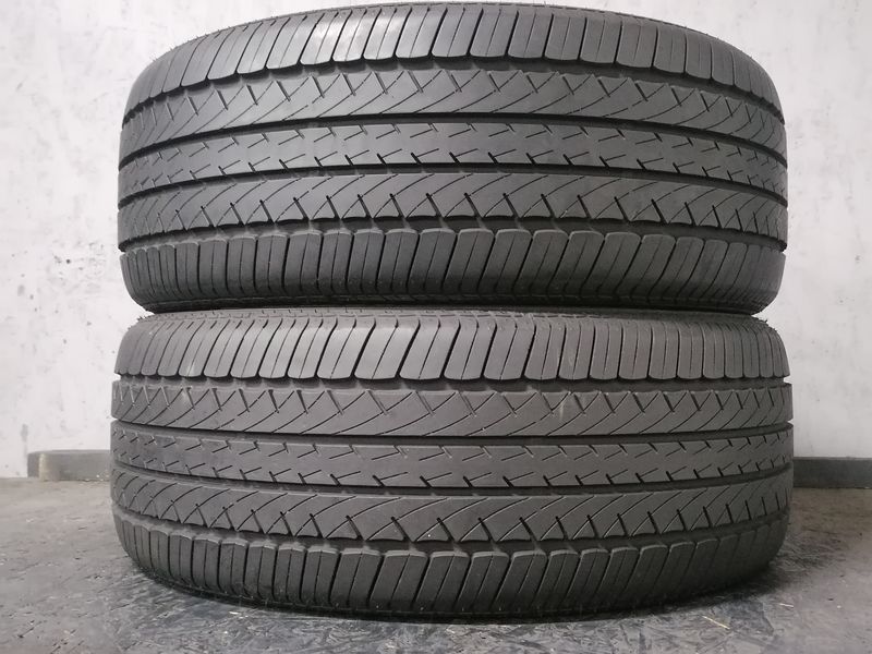 Шини б\у 215/50 R17