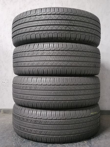 Шини б\у 235/55 R17
