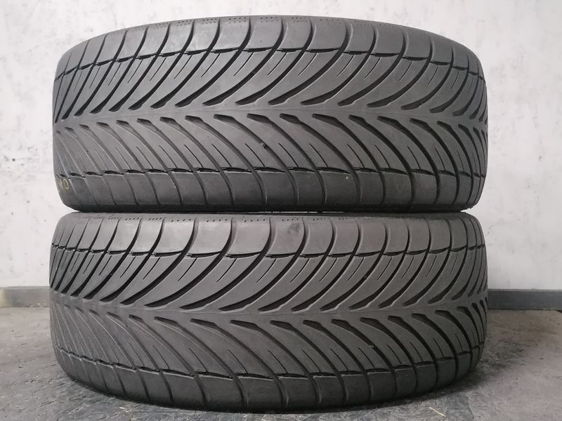 Шини б\у 225/45 R17