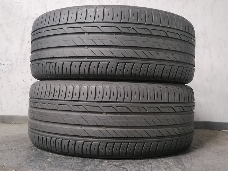 Шини б\у 225/40 R18