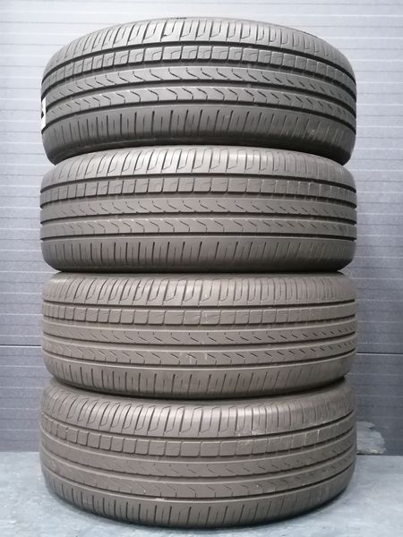 Шини б\у 235/55 R19