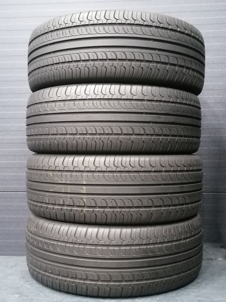 Шини б\у 235/50 R19