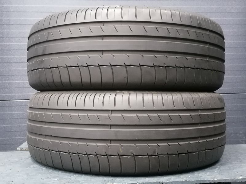 Шини б\у 235/55 R19