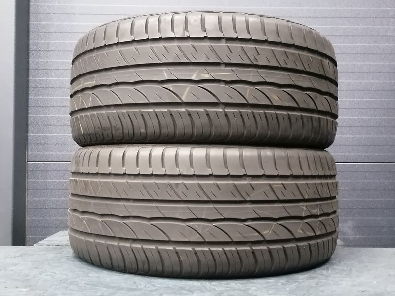 Шини б\у 255/40 R19