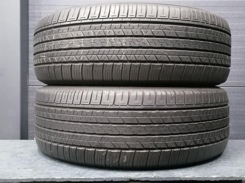 Шини б\у 235/55 R19